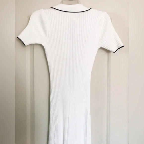 White Ribbed Maxi Dress with Buttons - Picture 15 of 16